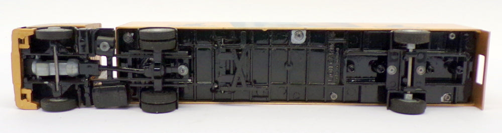 Lion Toys 1/50 Scale Model No.36 - DAF 95 Truck & Trailer - Sheba