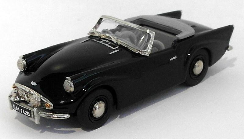 Pathfinder Peregrine 1/43 Scale PER9 - Daimler SP250 Police Car 1 Of 200 Black
