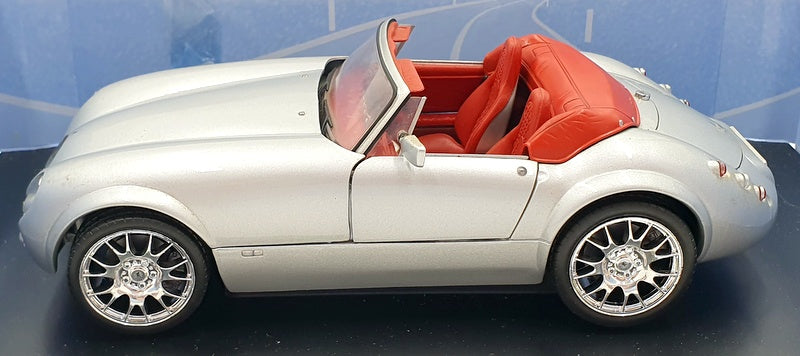 Revell 1/18 Scale Diecast 08860 - Wiesmann-Roadster MF 3 - Silver