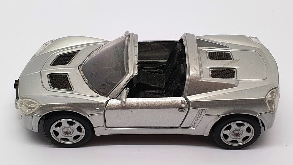 Maisto 12cm Long Diecast Pull Back & Go Model Car MA03S - Silver