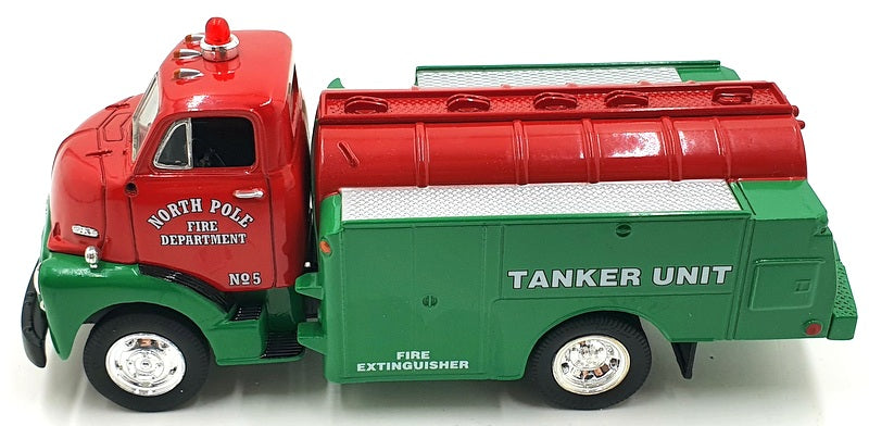 First Gear 1/34 Scale 19-1521 - 1952 GMC Fuel Tanker North Pole F.D