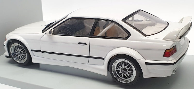 UT Models 1/18 Scale Model Car 20482 - BMW M3 GTR Street Car - White