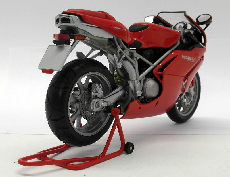 Minichamps 1/12 Scale Diecast - 122 120200 Ducati 999 Street Version Red
