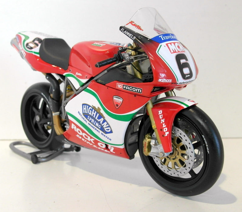 Minichamps 1/12 Scale diecast - 122 021206 Ducati 998 R BSB Michael Rutter