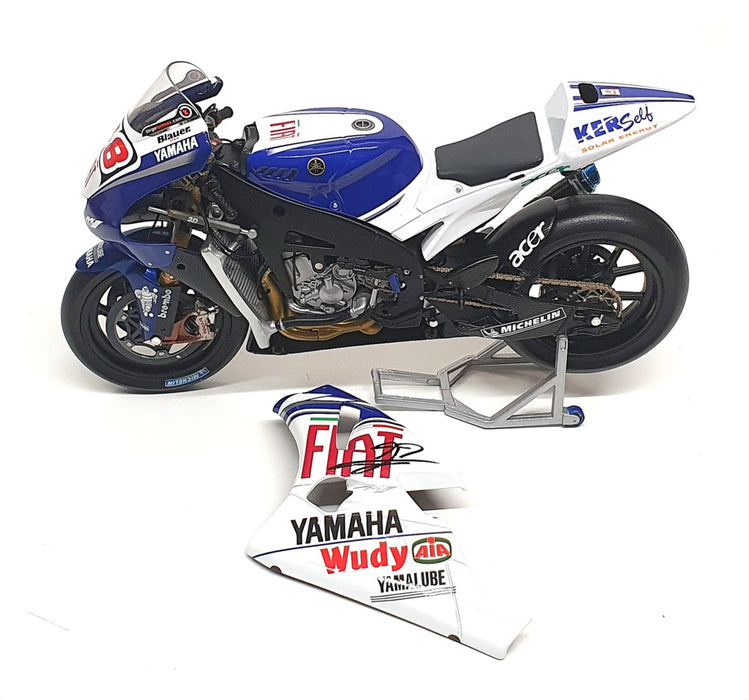 Minichamps 1/12 Scale 122 093048 - Yamaha YZR-M1 MotoGP 2008 - SIGNED Lorenzo