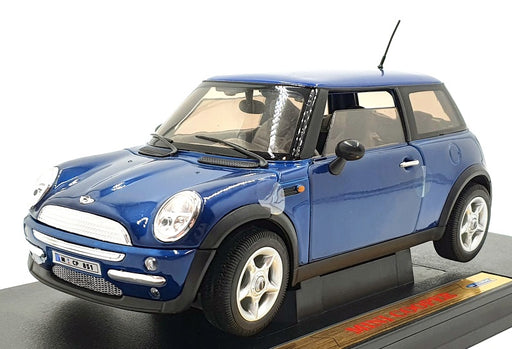Welly 1/18 scale Diecast - 9851B Mini Cooper - Blue