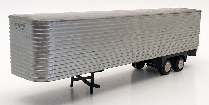 Lion Car No.36 - 1/50 Scale Mat074 - DAF Truck & EuroTrailer - Silver