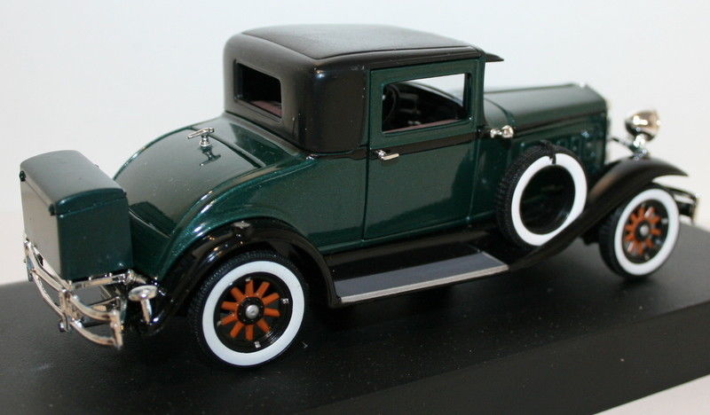 Signature 1/32 Scale Diecast - 32307 - 1930 Hudson - Green