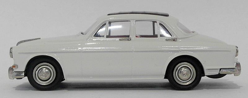 Robeddie Models 1/43 Scale RE9A - 1957 Volvo Amazon Webasto Roof - White