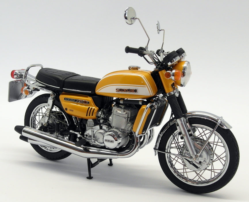 Minichamps 1/12 Scale Diecast 122 162100 Suzuki GT 750J Water Cooled 1972 Gold