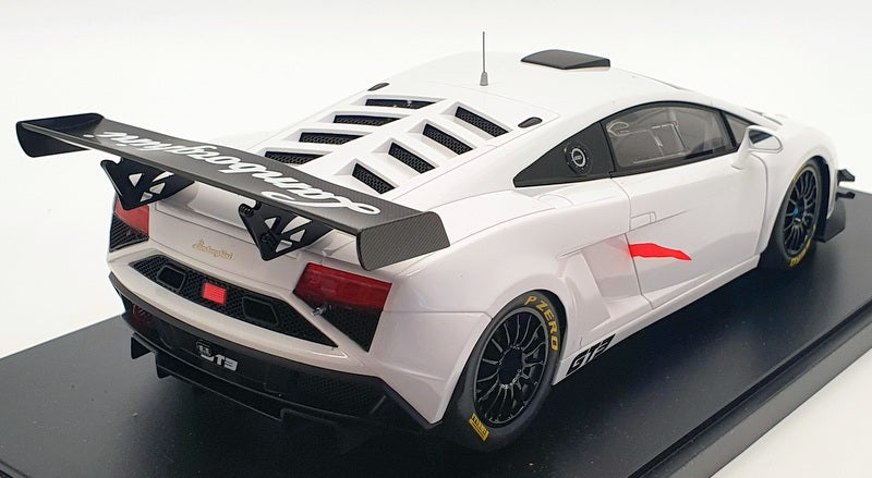 Autoart 1/18 Scale Model Car 81358 - 2013 Lamborghini Gallardo GT3 FL2 - White
