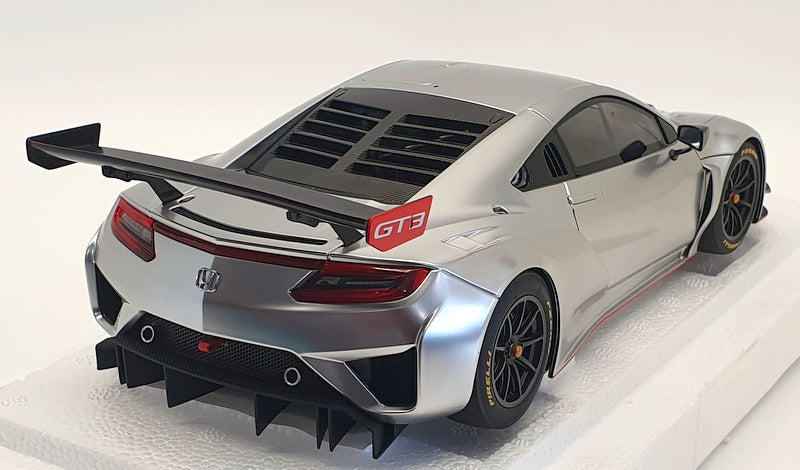 AutoArt 1/18 Scale Diecast 81897 - Honda NSX GT3 - Hyper Silver