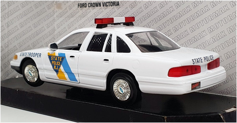 Motormax 1/24 Scale 76400 - Ford Crown Victoria - State Police N.J.