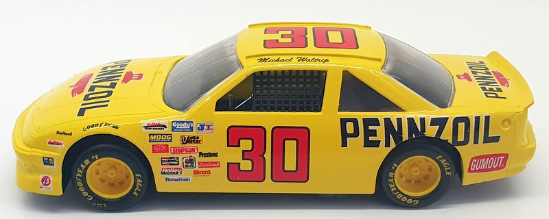 Racing Champions 1/24 Scale 09050 - 1993 Stock Car Pontia #30 Nascar - Yellow