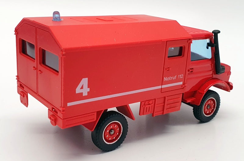 Solido 1/50 Scale Diecast 2133 - Mercedes Benz Unimog Ambulance