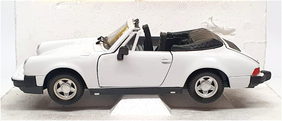 Atlas Editions 1/25 Scale Diecast 02215 - Porsche 911 Cabriolet - White