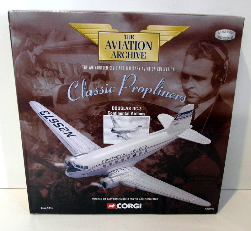 Corgi 1/144 AA30001 Douglas DC-3 Continental Airlines