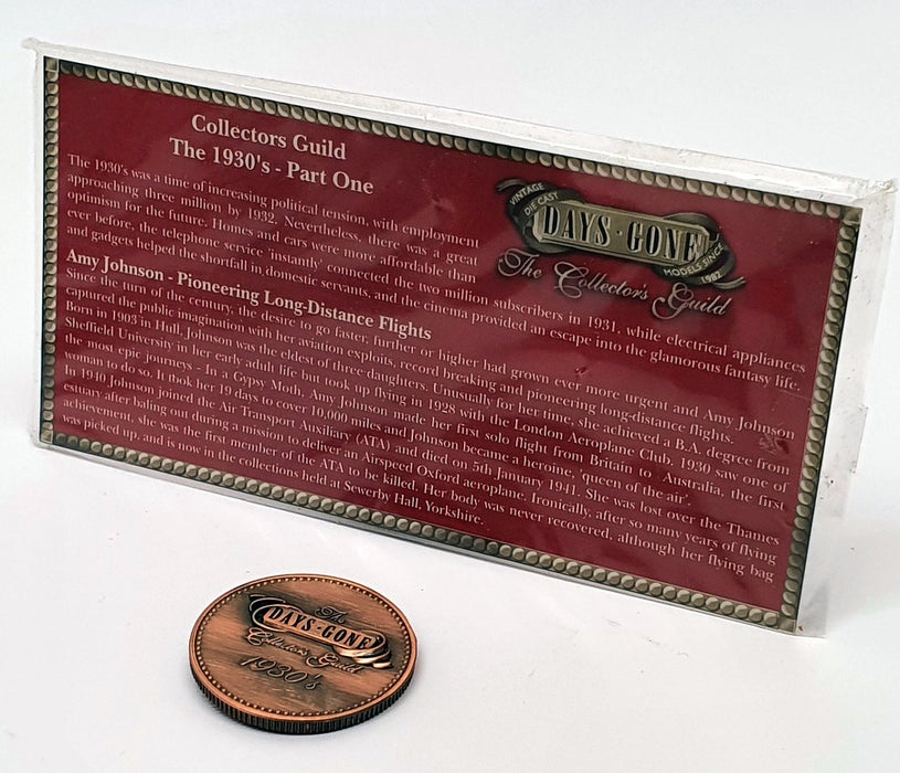 Lledo 8cm Long Diecast DG017029 - 1932 AEC Single Decker Bus - Amy Johnson