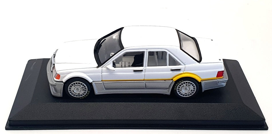 Minichamps 1/43 Scale MC20421 - Mercedes Benz AMG  Dekra #60