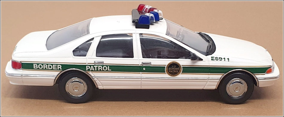 Code 3 Collectibles 1/24 Scale 191022D Chevrolet Caprice Police US Border Patrol