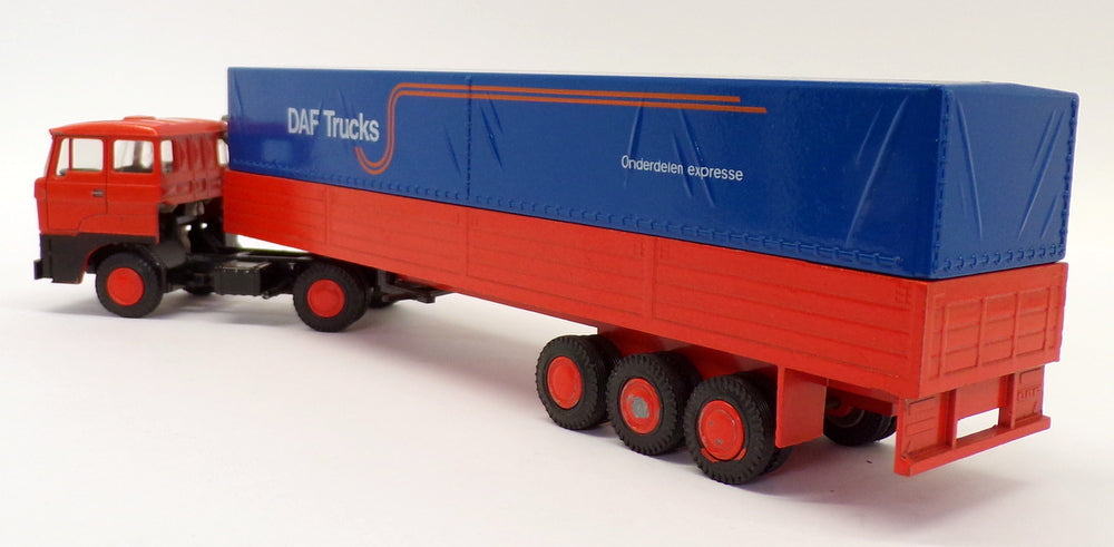 LION CAR NO.36 - 1/50 Scale Mat074 - DAF Truck & EuroTrailer - Silver EUR 79,99 - FR LION CAR NO.36 - 1/50 Scale Mat074 - DAF Truck & EuroTrailer - Silver EUR 79,99 - FR