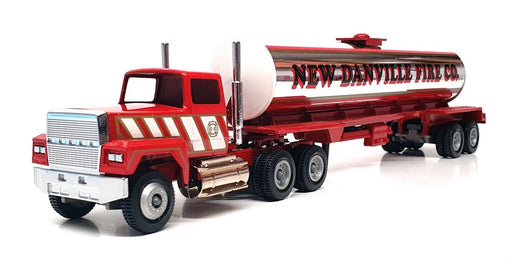 Winross 1/64 Scale WR017 - Ford Tanker Truck Danville Fire Co. - Red