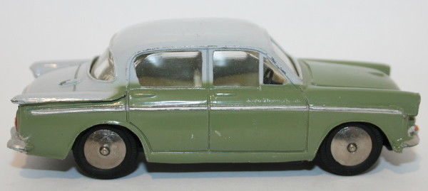 Asahi 1/43 Scale Vintage Japan model - No. 9 - Hillman Minx - Green / Grey
