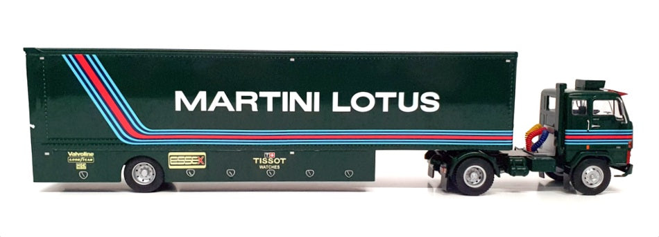 Ixo Models 1/43 Scale TTR025 - Volvo F89 Martini Lotus F1 Transporter - Green