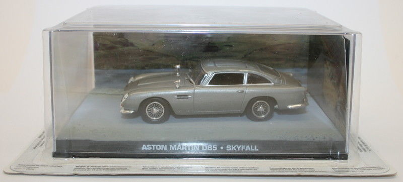 Fabbri 1/43 Scale 007 Bond Model - Aston Martin DB5 - Skyfall