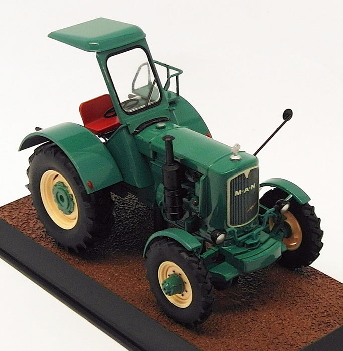 Atlas Editions 1/32 Scale Model Tractor 7 517 012 - 1960 MAN 4T1