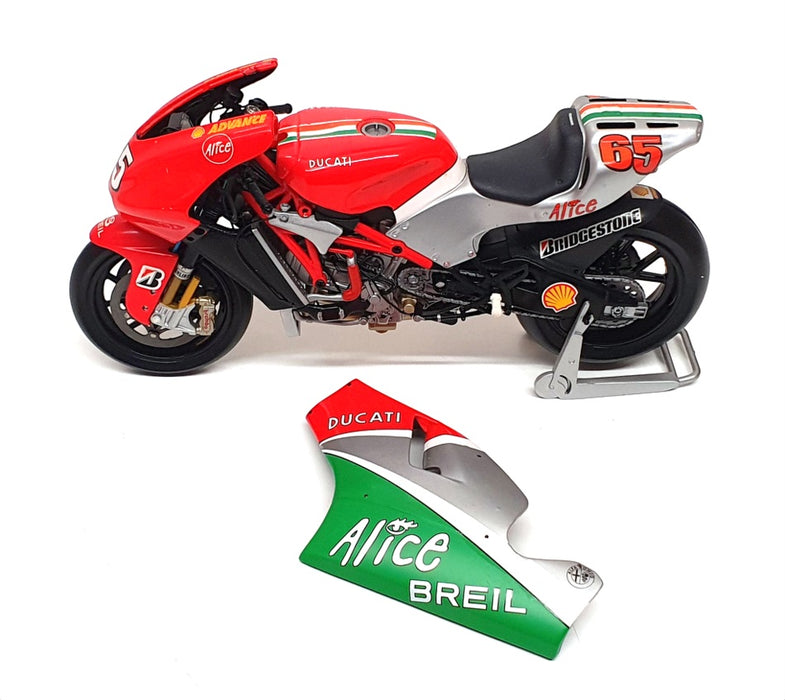 Minichamps 1/12 Scale 122 060065 - Ducati Desmosedici L. Capirossi MotoGP 2006