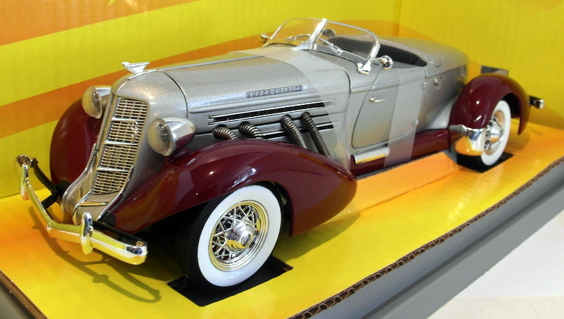 Ertl 1/18 Scale diecast - 32397 1935 Auburn Cord Boattail Speedster Silver Red