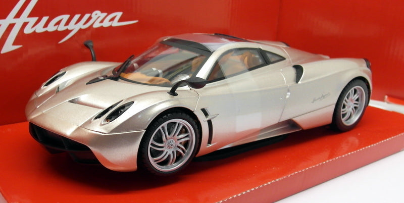 Mondo Motors 1/18 Scale - 501120 Pagani Huayra Gold Metallic