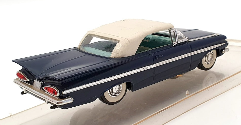 Vitesse 1/43 Scale 391 - 1960 Chevrolet Impala Closed Cabriolet - Blue/White