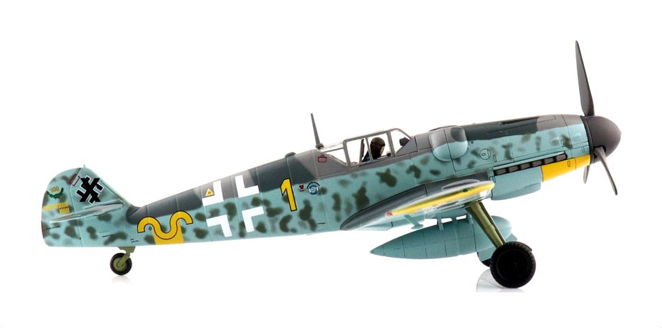 Hobby Master 1/48 Scale HA8755 - Messerschmitt BF 109G-6 "Erich Hartmann"
