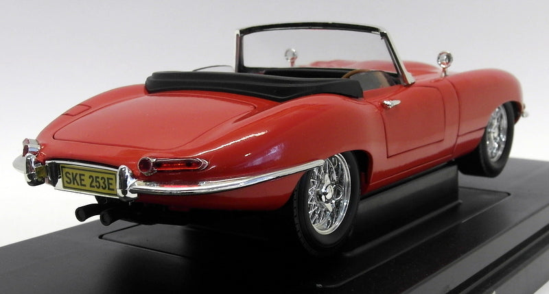 ERTL 1/18 Scale Diecast - 33715B 1967 Jaguar E-Type Roadster Red