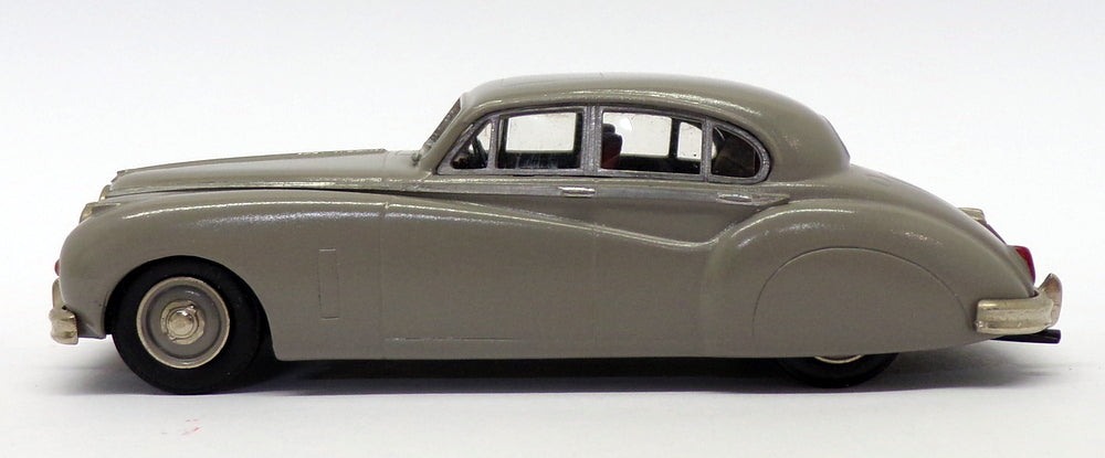 Marque One Models 1/43 Scale MOM2 - 1955 Jaguar MkVII - Grey