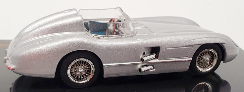 IXO Models 1/43 Scale  CLC269 - 1955 Mercedes 300 SLR Racing Sports Car - Silver
