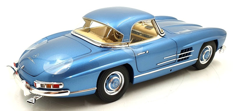 Minichamps 1/18 Scale 180 039042 Mercedes-Benz 300 SL Roadster W198 Met Blue