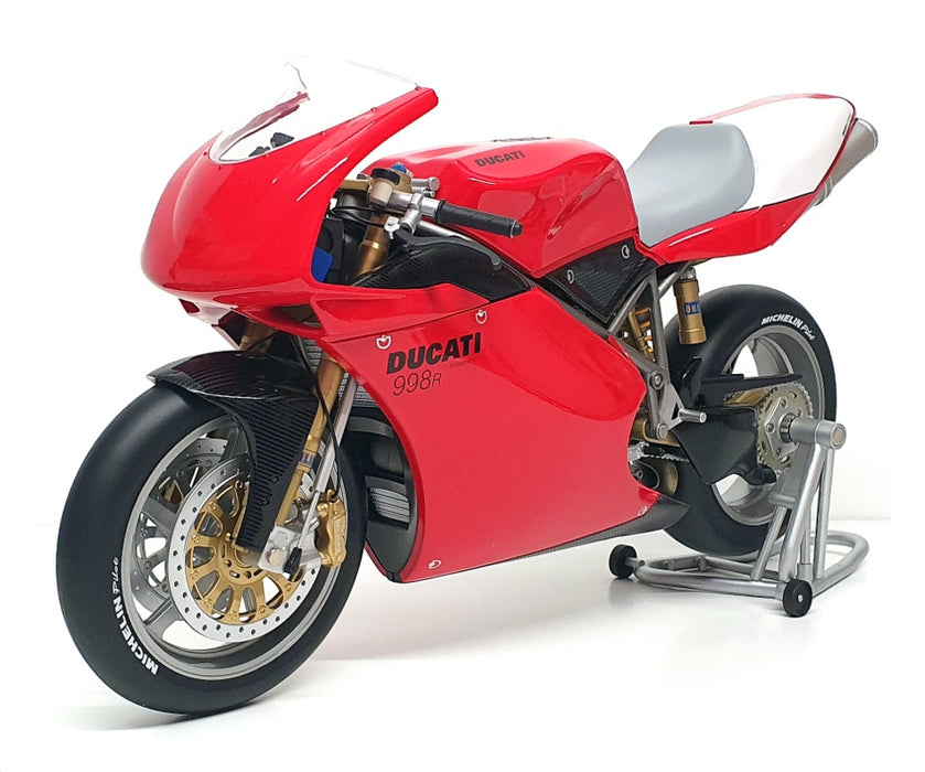 Minichamps 1/6 Scale 062 011200 - Ducati 996 Undecorated Race Version