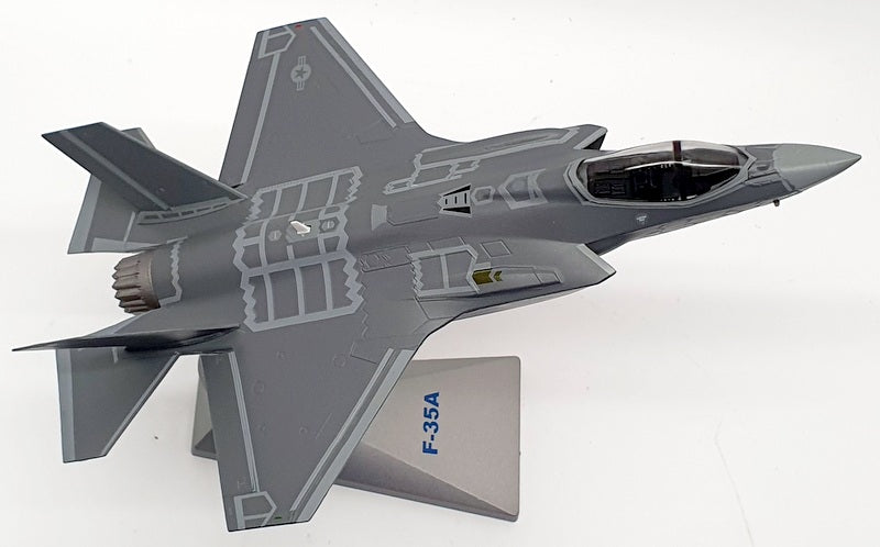 AF1 Models 1/72 Scale Model Aircraft AF1 0008D - F 35 A Lightning II USAF