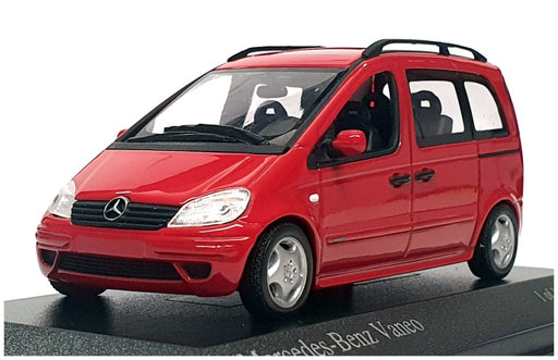 Minichamps 1/43 Scale 400 031202 - 2002 Mercedes Benz Vaneo - Red
