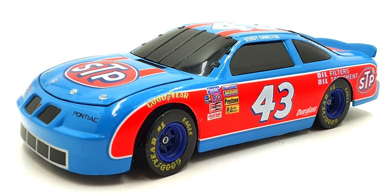 Action 1/24 Scale Diecast ACT23322A - 1979 Pontiac STP #43 B.Hamilton - Blue/Red