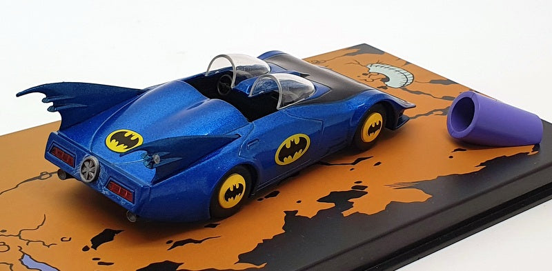 Eaglemoss 1/43 Scale Model Car 311 - Batman Batmobile - Black/Blue