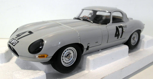 Paragon 1/18 Scale Diecast - PA-98341 Jaguar Lightweight E-Type Coombs 1963