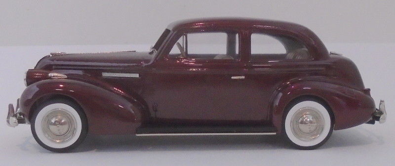 Brooklin Models 1/43 Scale BC017 1939 Buick Century 2-Door Sedan M-68 Maroon