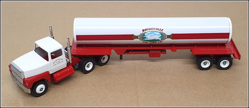 Winross 1/64 Scale WR021 - Ford Tanker Truck Rothsville Fire Co. - Red/White