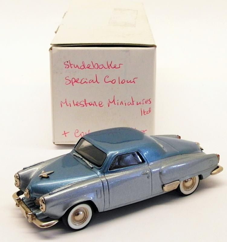 Milstone Miniatures 1/43 Scale 22318 - 1951 Studebaker Commander - Blue/Grey