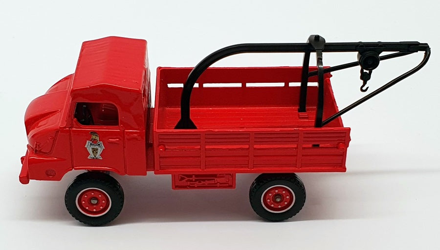 Solido 1/50 Scale 2124 - Simca UNIC Sumb 4x4 Fire Truck With Crane - Red