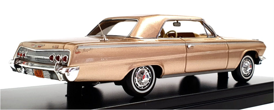 Goldvarg 1/43 Scale Resin GC-044D - 1962 Chevrolet Impala - Gold